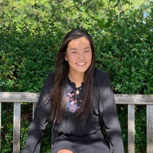 Meet your Posher, Emily